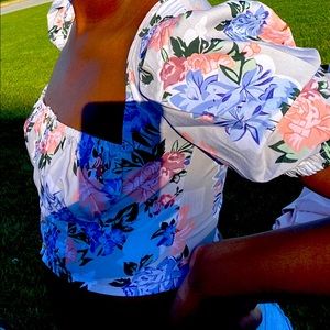 puff sleep bardot crop top. around 27 in at waist